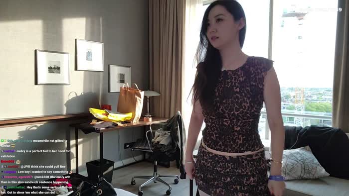 Christine Fan Asian Twitch Streamer - Fanfan Patreon Perfect Body Videos